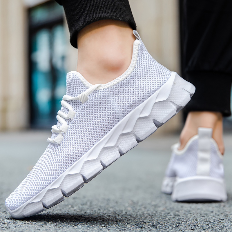Scarpe da Corsa Sportive Nere  - Running Shoes Men recensione e prezzo